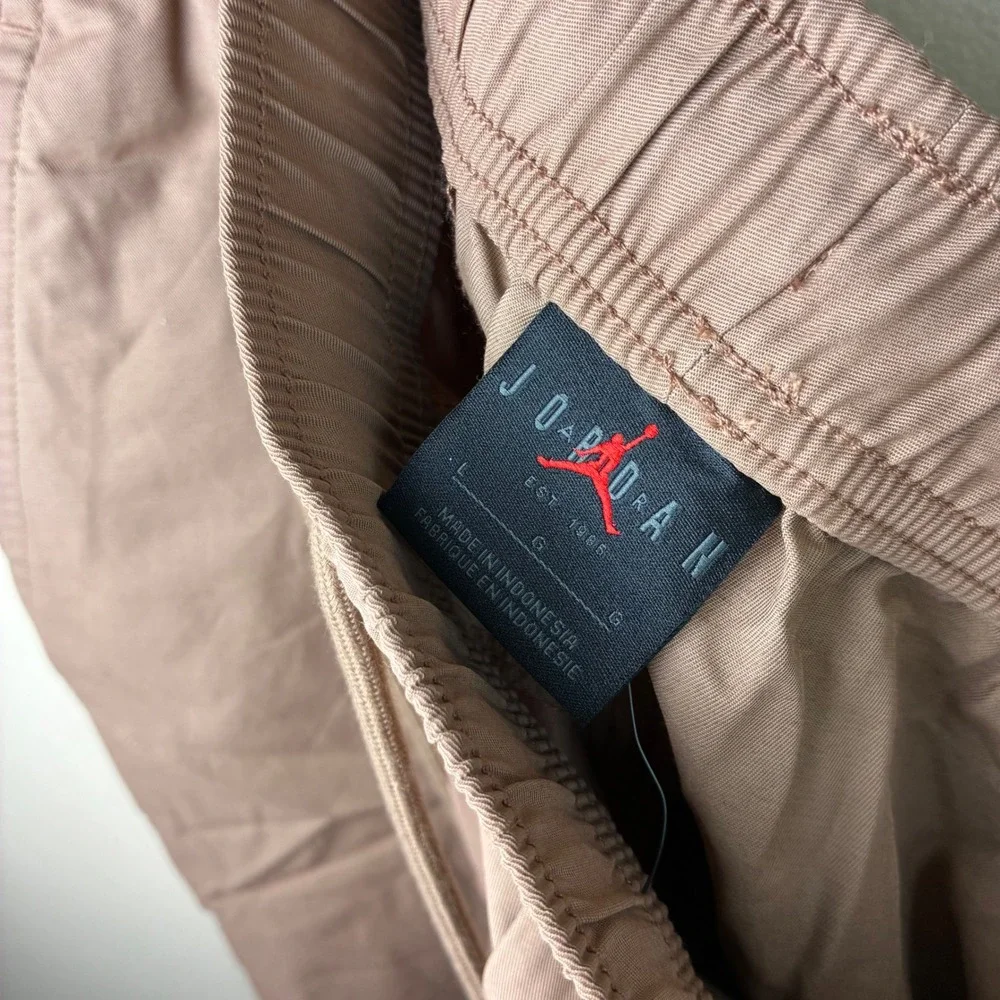 Jordan Essentials Mens Woven Cargo Pants Archeo Brown Large FN4539-223 NWOT